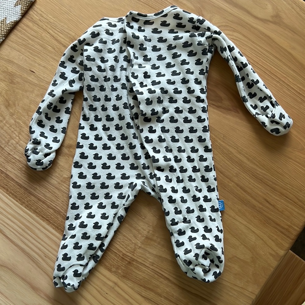0-3 Month Magnetic Me Pajamas